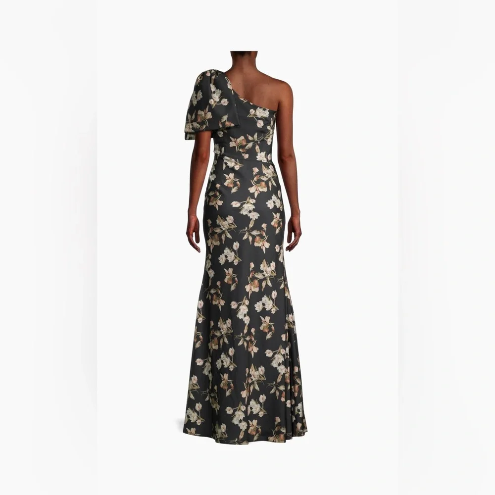 Sachin + Babi Aubrey floral one shoulder gown - Picture 14 of 14